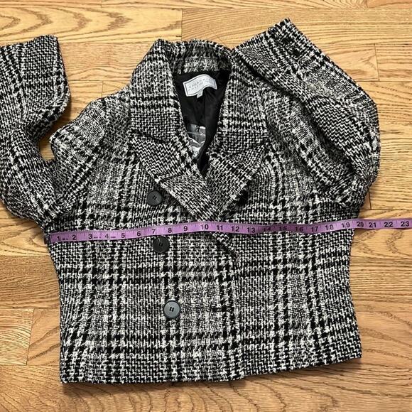 NWT APPARALEL CROPPED BLACK & WHITE JACKET‎ SIZE XL - Picture 7 of 9